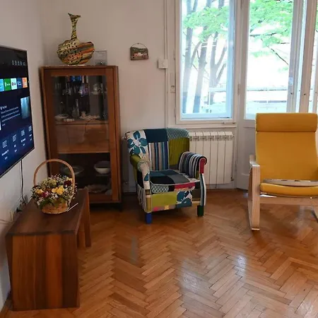 Modern & Comfy @ The Stylish Stari Grad *